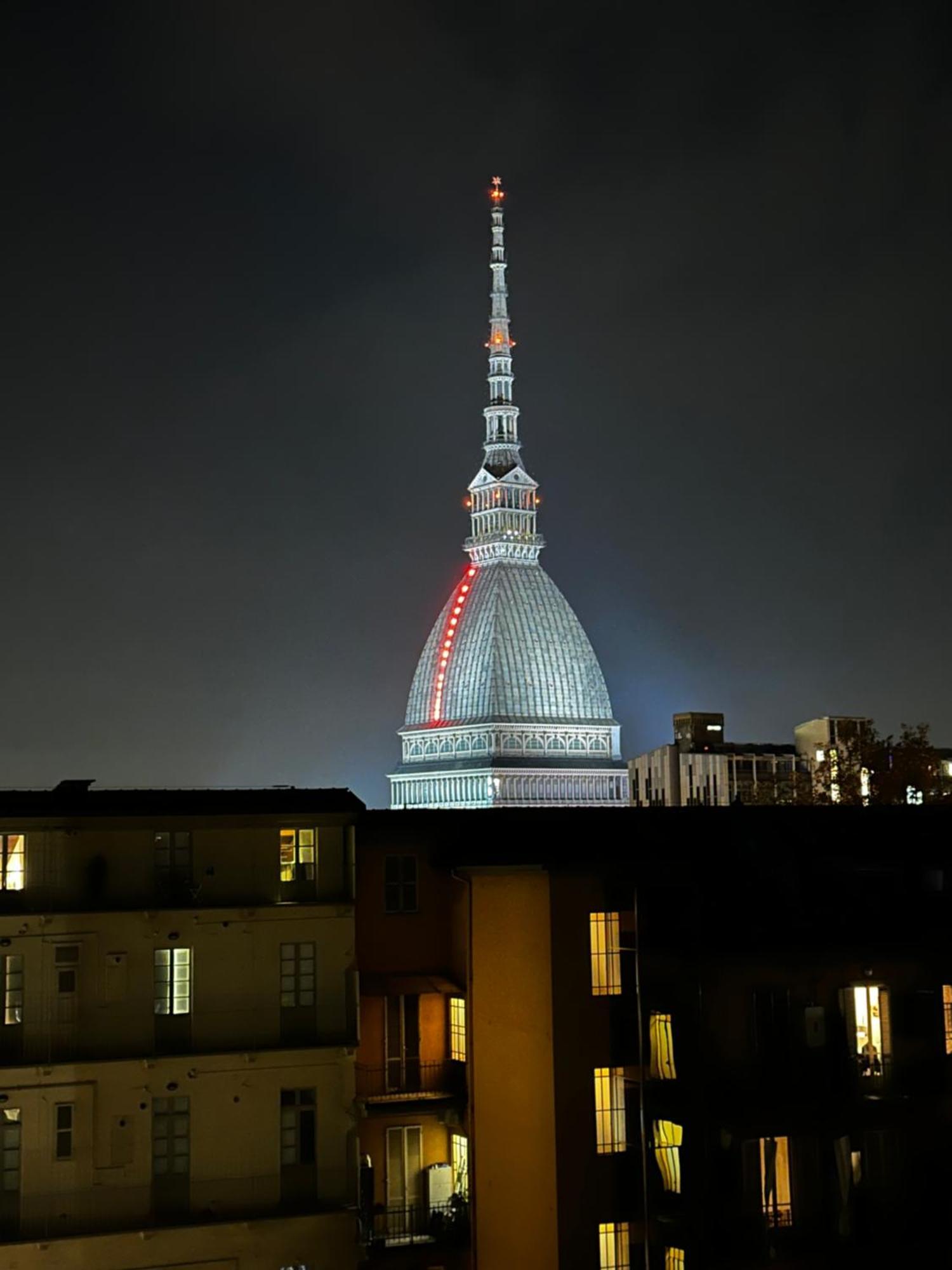 Le Finestre Sulla Mole Apartment Turin Exterior photo
